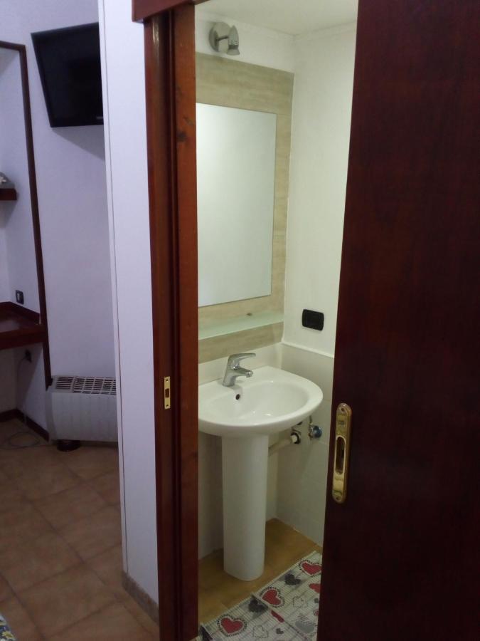 Monolocale Bed & Breakfast Naples Luaran gambar